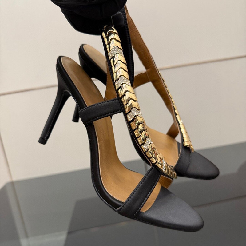 صنادل نسائية فاخرة مرصعة بالأح - مراجعة Summer Clothing Items وسعره