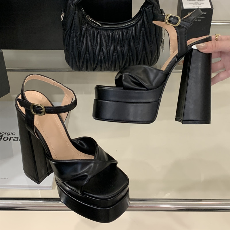 نجمة نمط موضة منصة مزدوجة أساف - مراجعة Summer Clothing Items وسعره